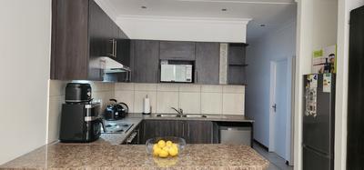 Apartment / Flat For Sale in Gaylee, Blackheath
